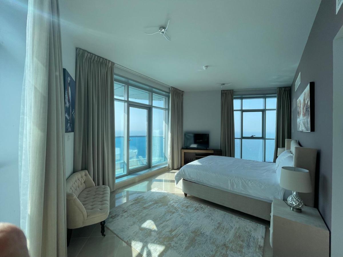 Beachfront Paradise Just Minutes From Dubai Adžmán Exteriér fotografie
